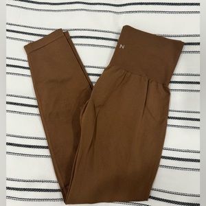 NVGTN Seamless Pro Leggings Brown Size Small
